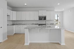 225 Seele Street photo 4