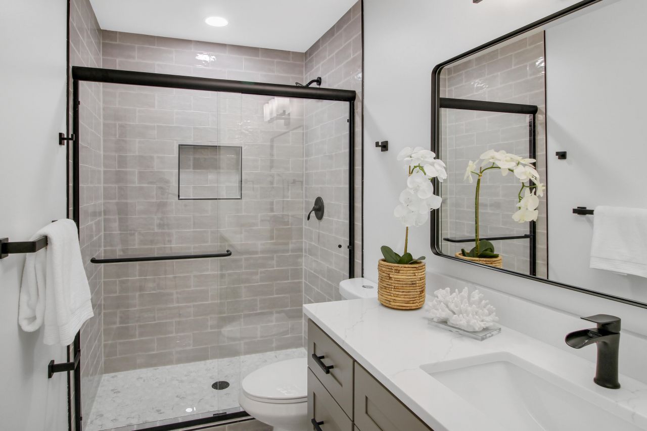 305 Mayfield Street Photo 19