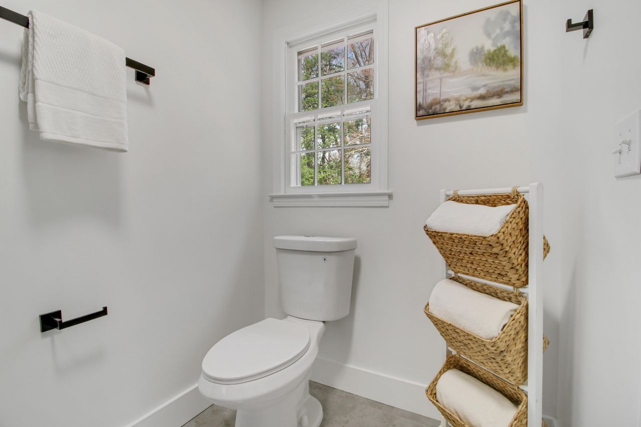 305 Mayfield Street Photo 26