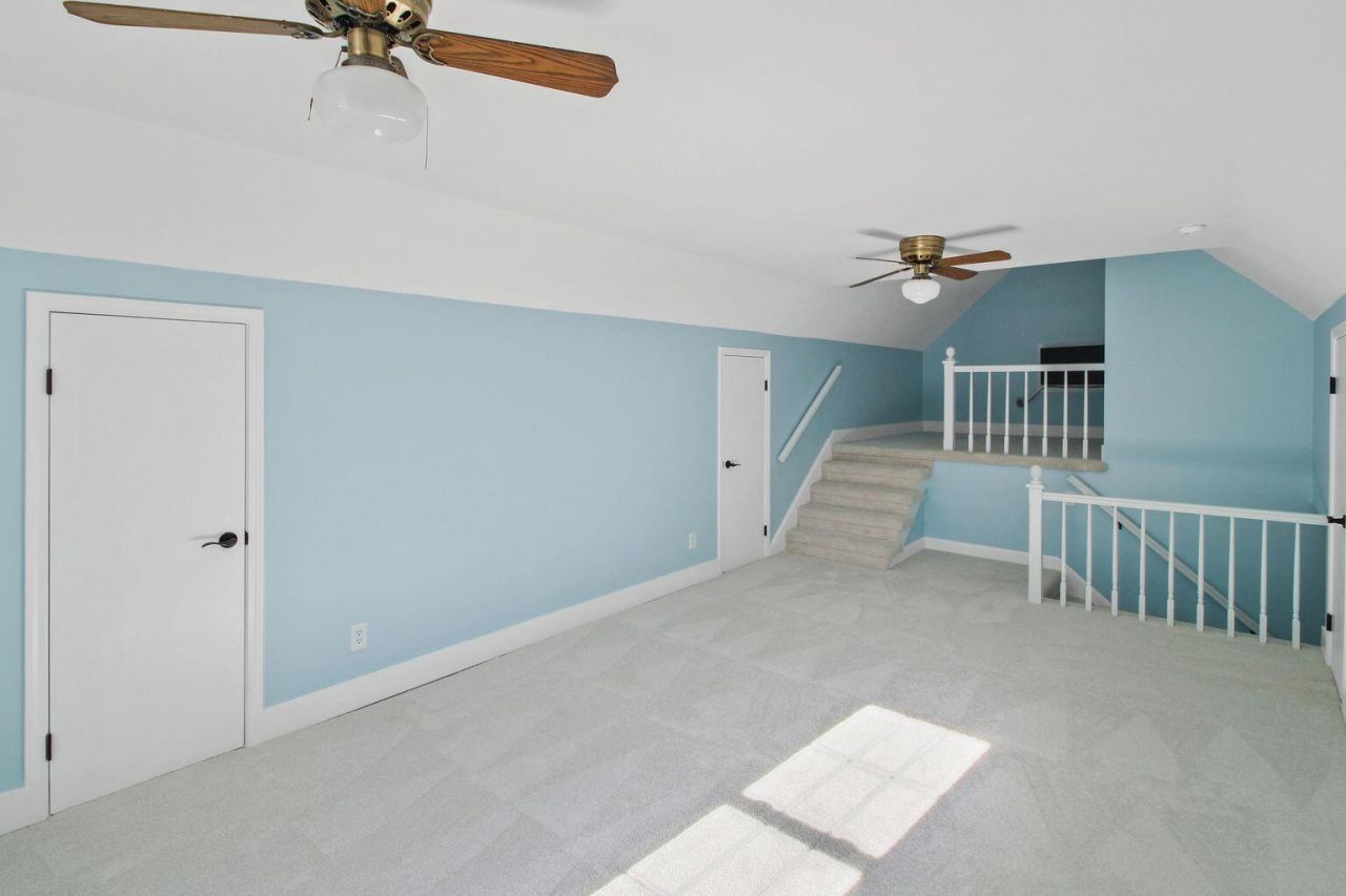 305 Mayfield Street Photo 30