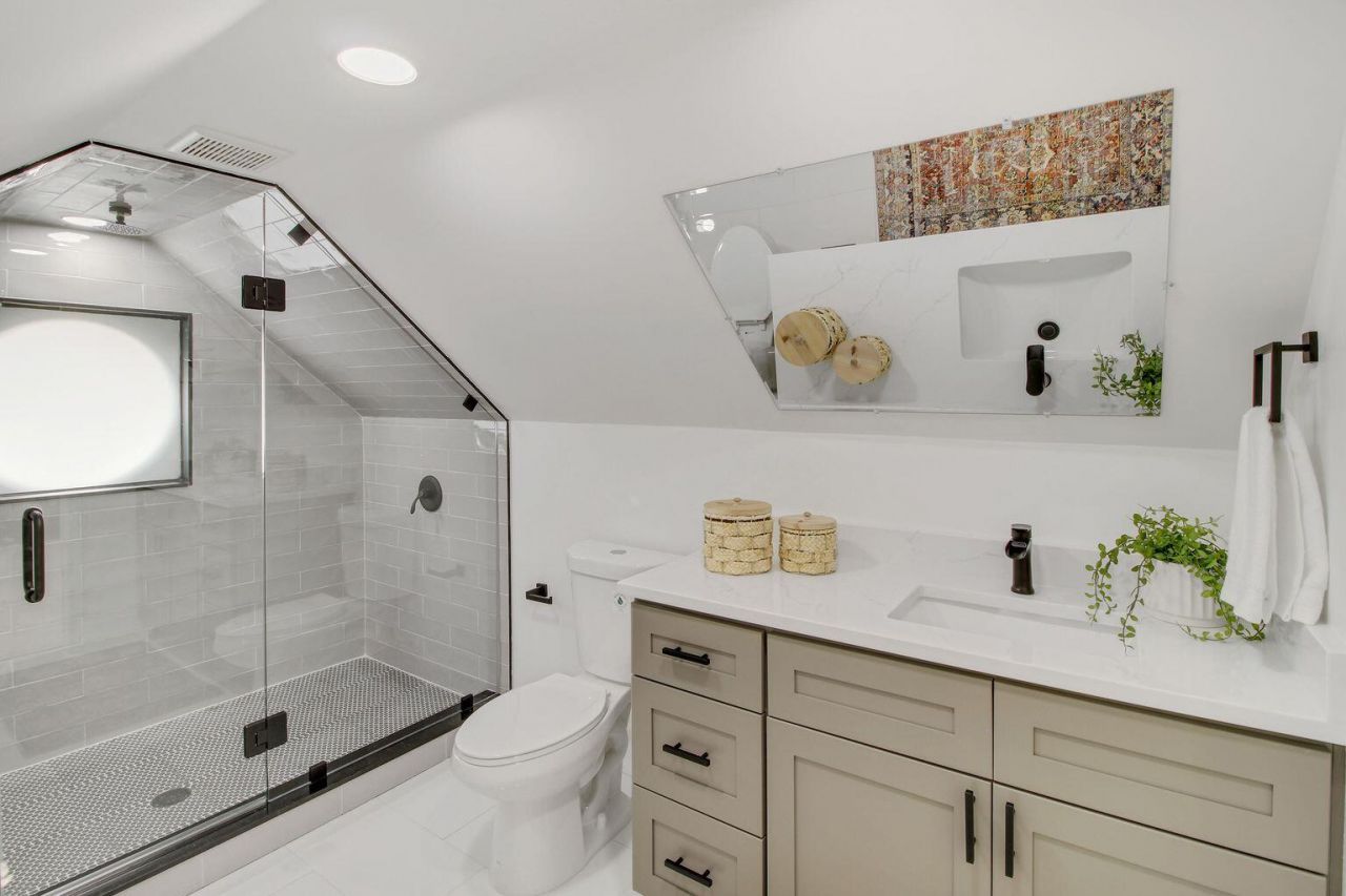 305 Mayfield Street Photo 7