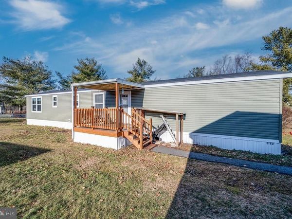 312 HAMPSHIRE AVENUE, READING, PA 19606