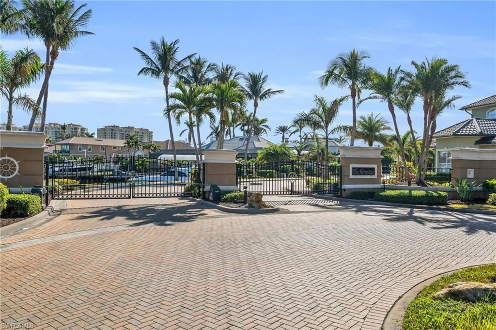 1519 Hermitage Ln, Cape Coral, FL 33914 Photo