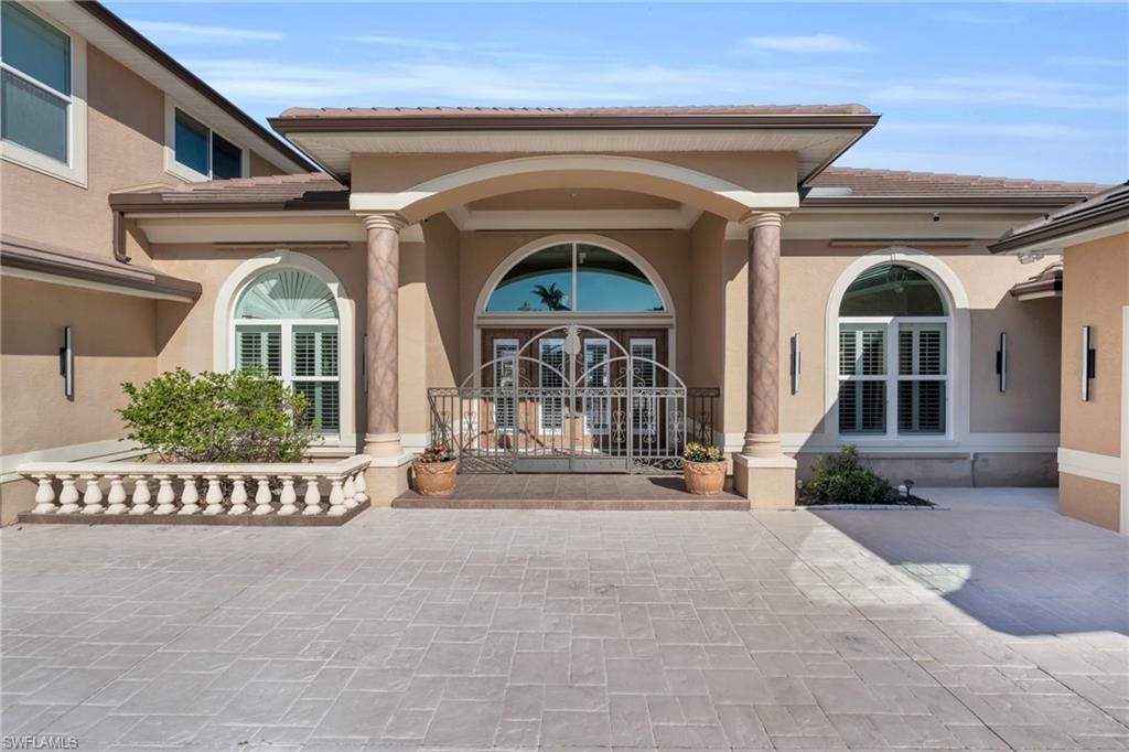 1519 Hermitage Ln, Cape Coral, FL 33914 Photo