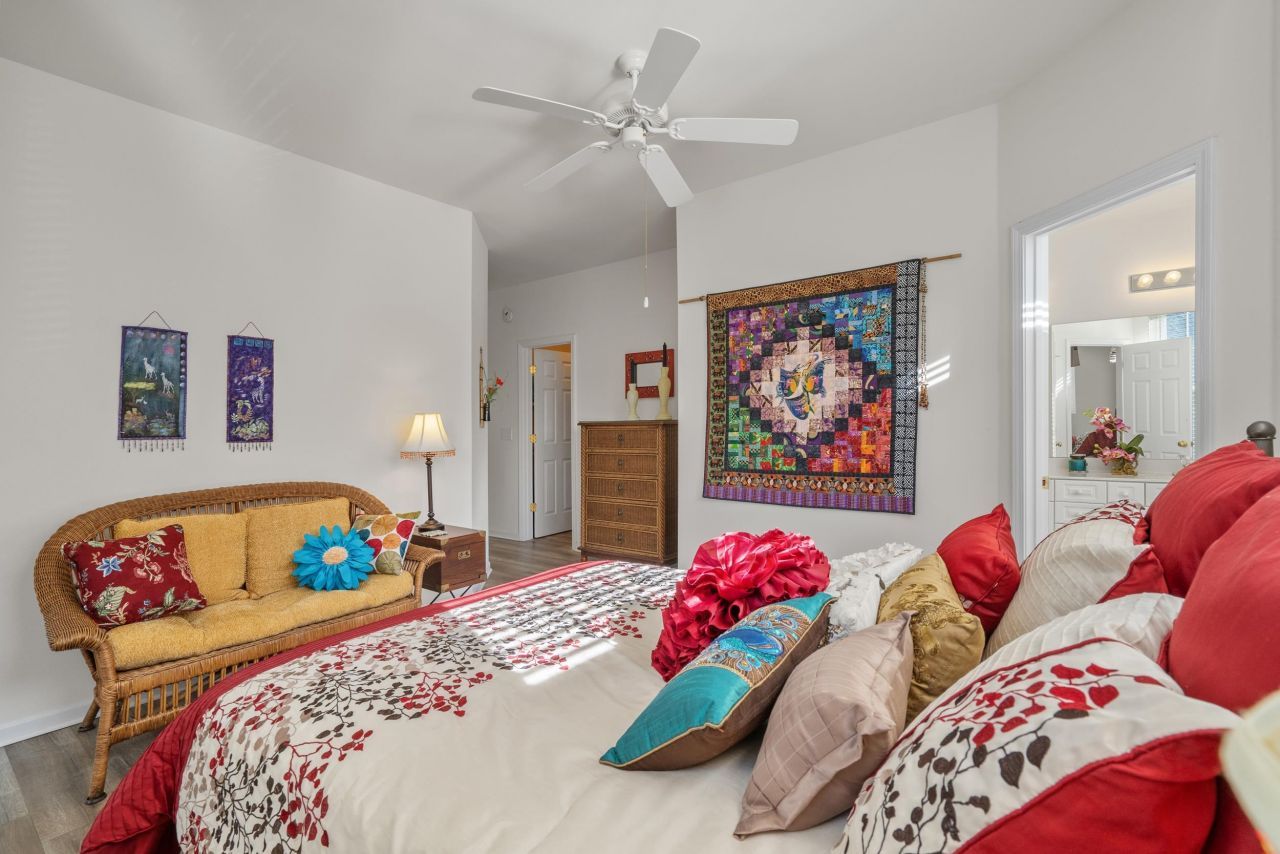 4436 Lady Banks Ln. Photo 12