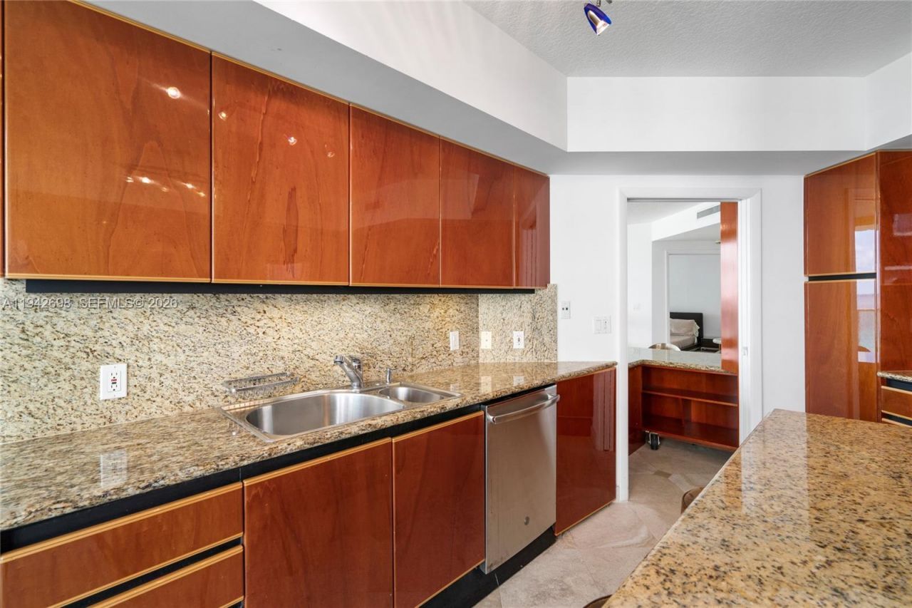 1455 Ocean Dr, Unit 1009, Miami Beach, FL 33139 Photo