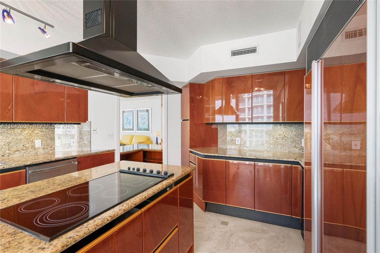 1455 Ocean Dr, Unit 1009, Miami Beach, FL 33139 Photo