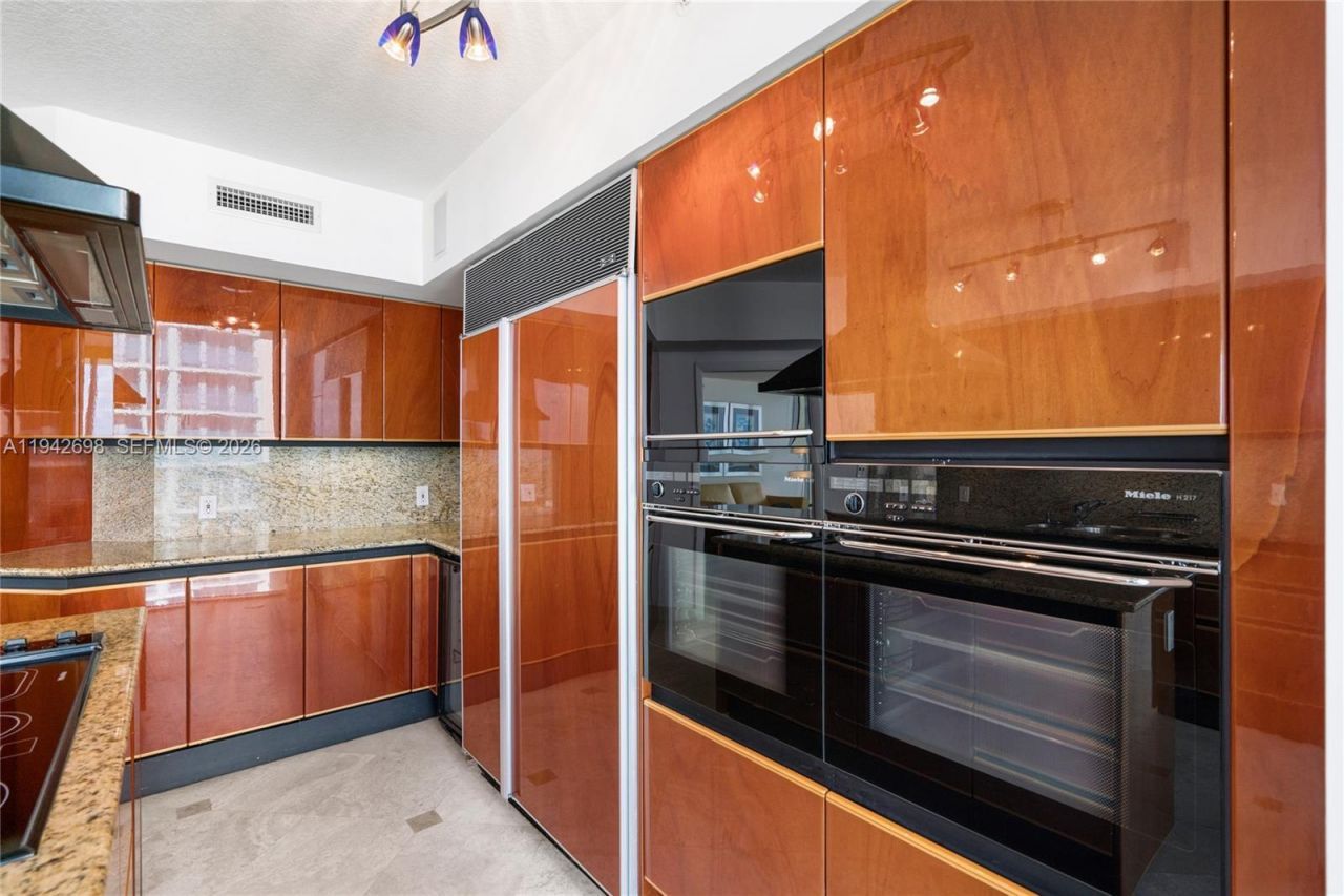 1455 Ocean Dr, Unit 1009, Miami Beach, FL 33139 Photo