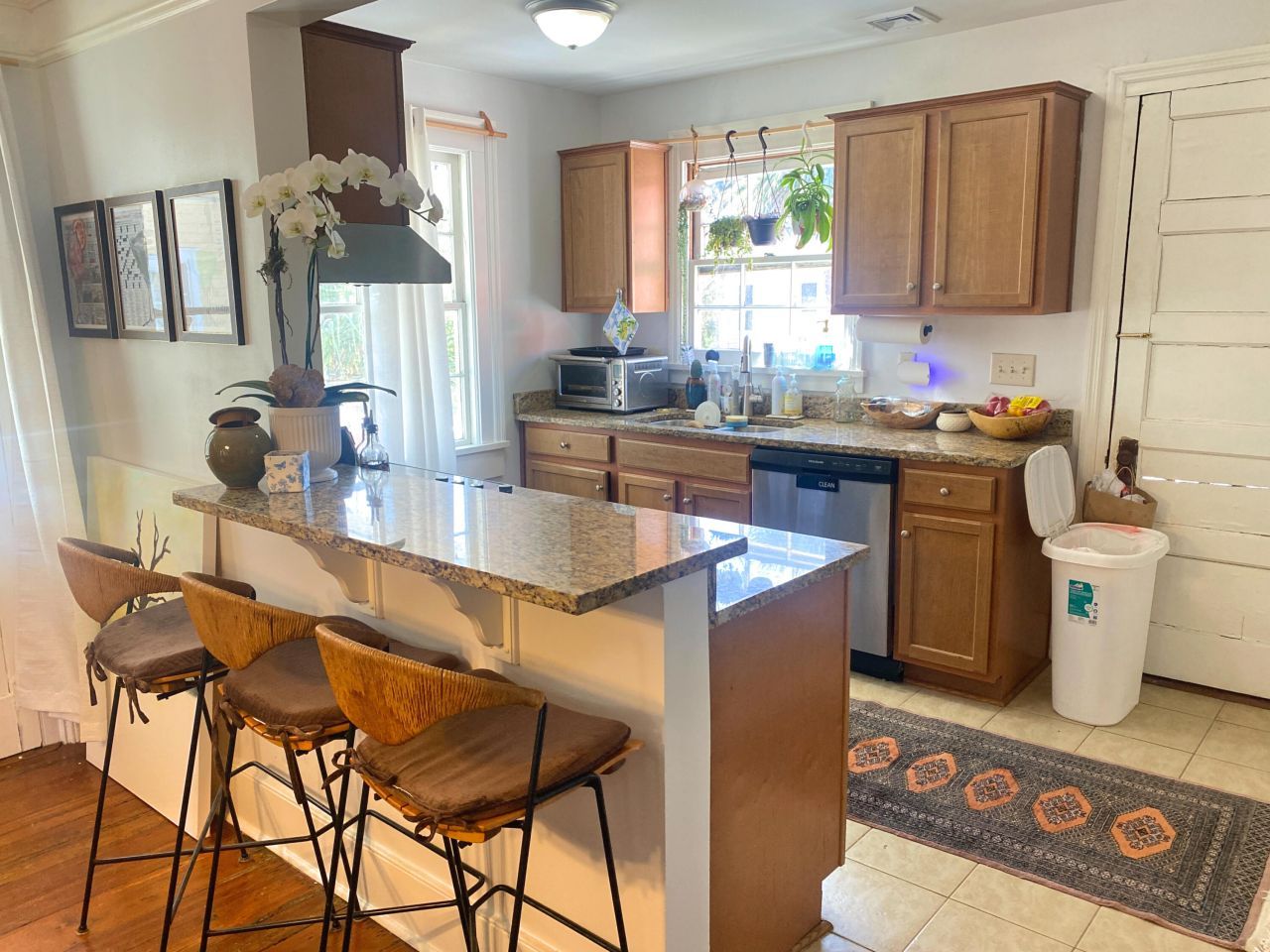 9 Gadsden Street Photo 30