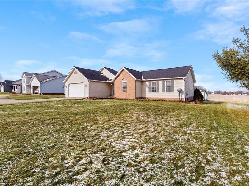 1315 Back Massillon Road, Orrville, OH 44667 Photo 2