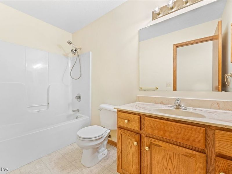 1315 Back Massillon Road, Orrville, OH 44667 Photo 29