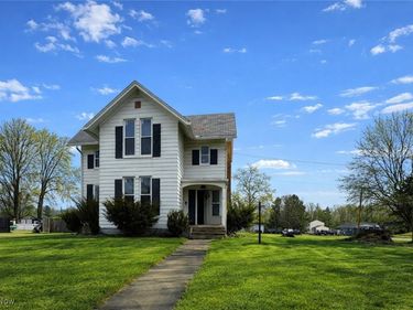 305 W Main Street, LaGrange, OH 44050