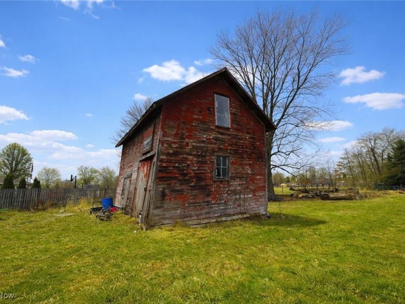 305 W Main Street, Lagrange, OH 44050 Photo 16