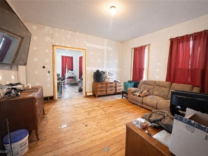 305 W Main Street, Lagrange, OH 44050 Photo 3