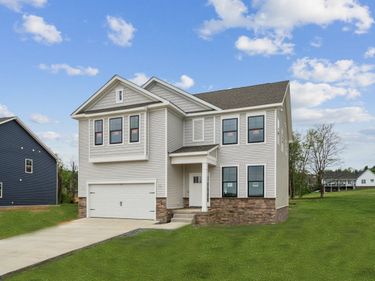 74 WHISPERING OAKS DR, STAUNTON, VA 24401