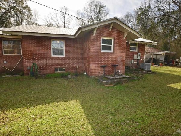 6475 Chestnut Rd, Molino, FL 32577