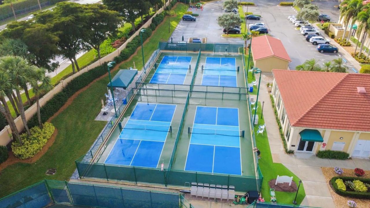 5111 Pelican Cove Drive, Boynton Beach, FL 33437 Photo