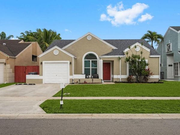 8374 Dynasty Drive, Boca Raton, FL 33433