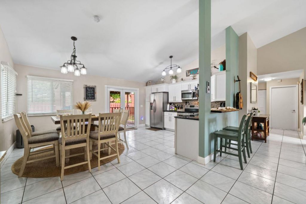 8374 Dynasty Drive, Boca Raton, FL 33433 Photo