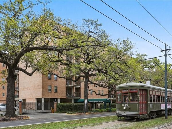 3915 ST CHARLES Avenue, Unit 511, New Orleans, LA 70115