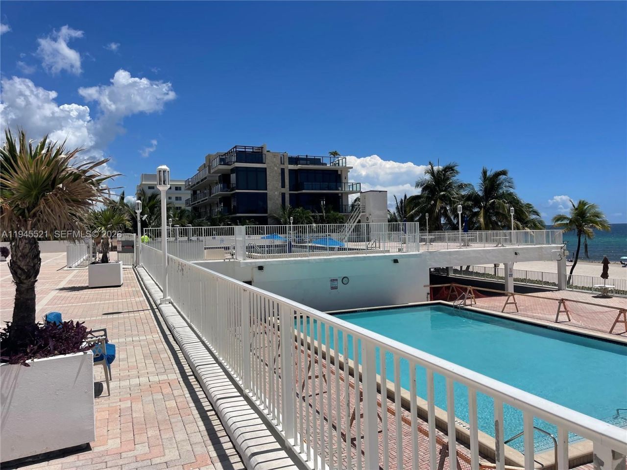 2101 S Ocean Dr, Unit 1404, Hollywood, FL 33019 Photo