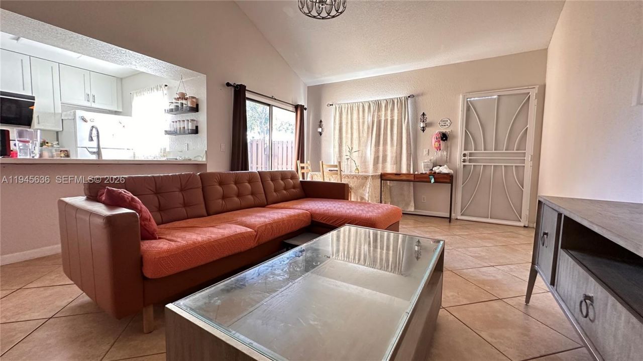 8189 SW 24th St, Unit 8189, Davie, FL 33324 Photo