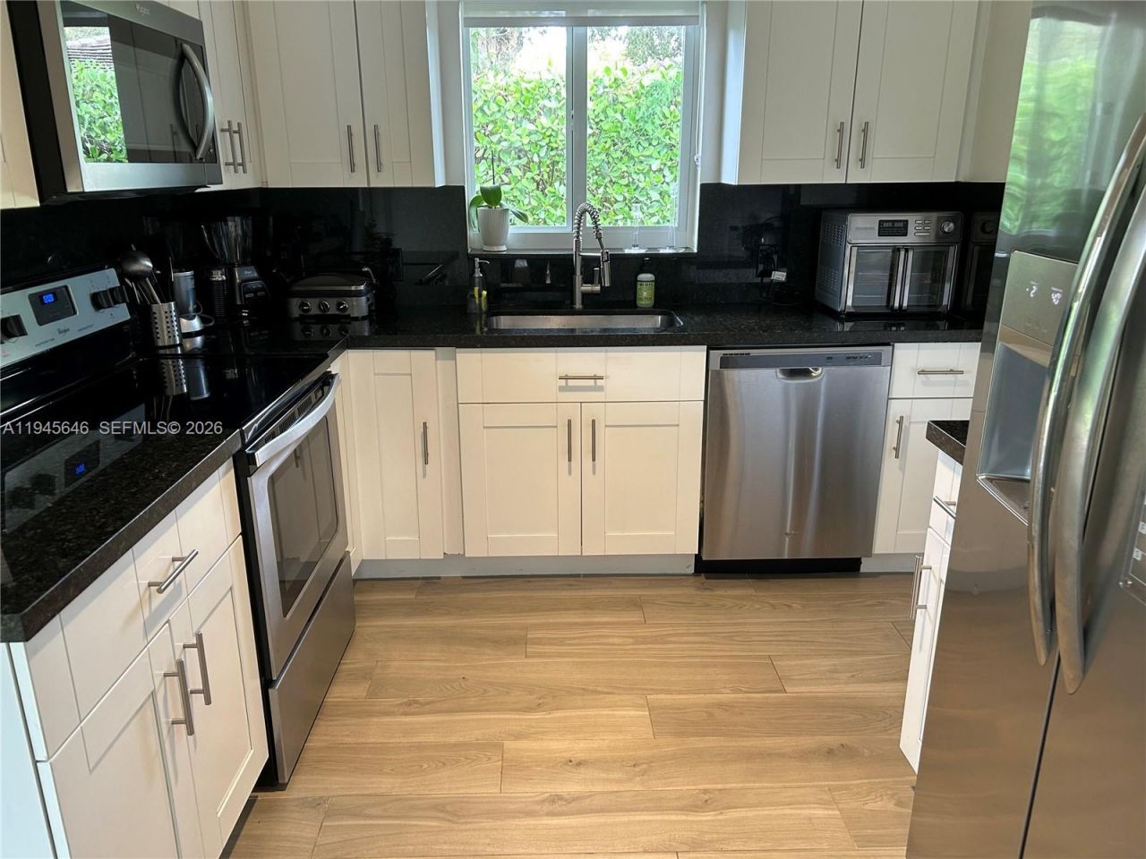 1240 S Alhambra Cir, Coral Gables, FL 33146 Photo