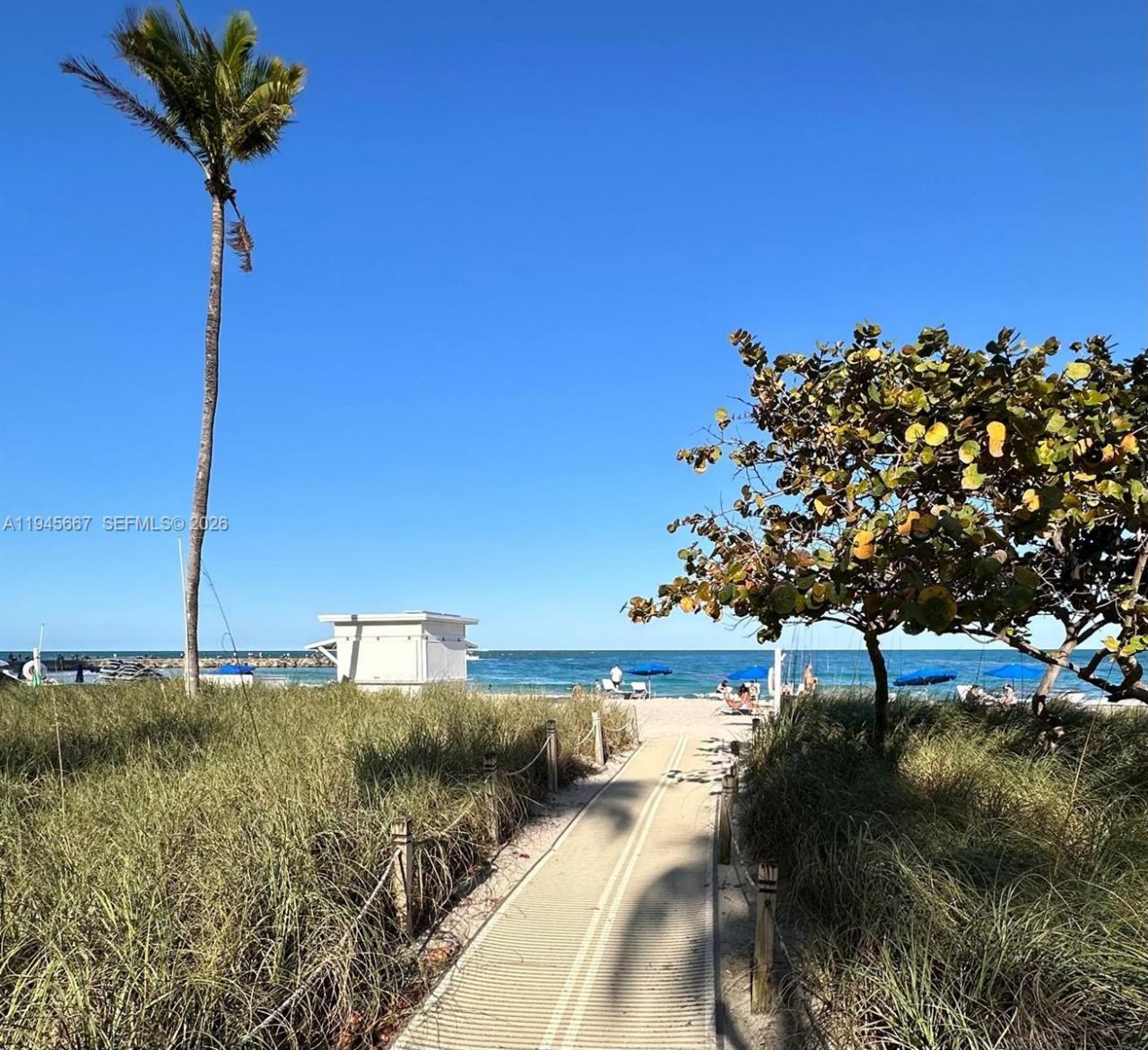 10275 Collins Ave, Unit 1520, Bal Harbour, FL 33154 Photo