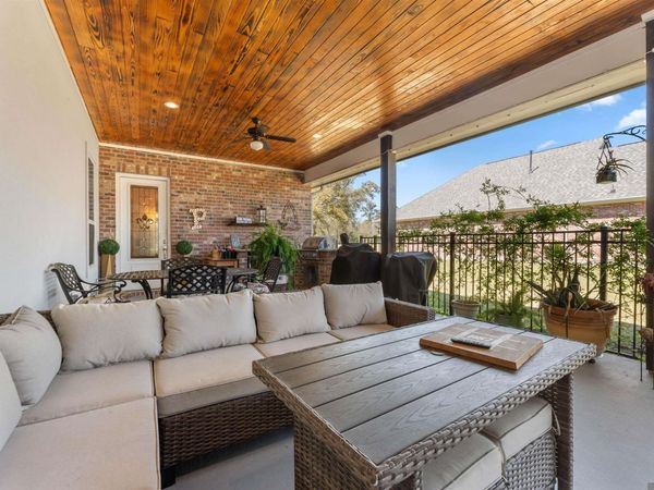 23719 Monarch Point, Springfield, LA 70462