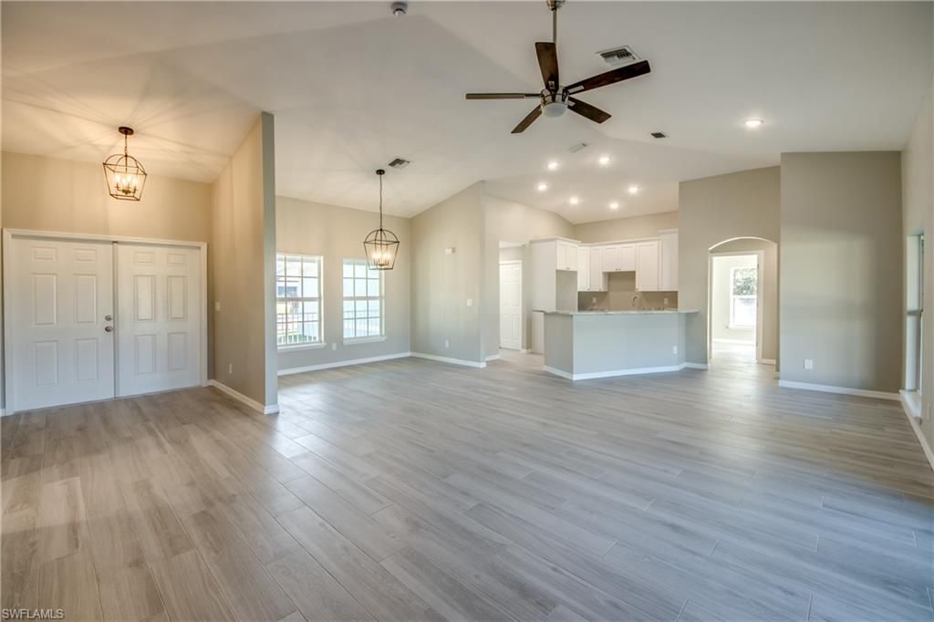 6031 Lacota Ave, Fort Myers, FL 33905 Photo