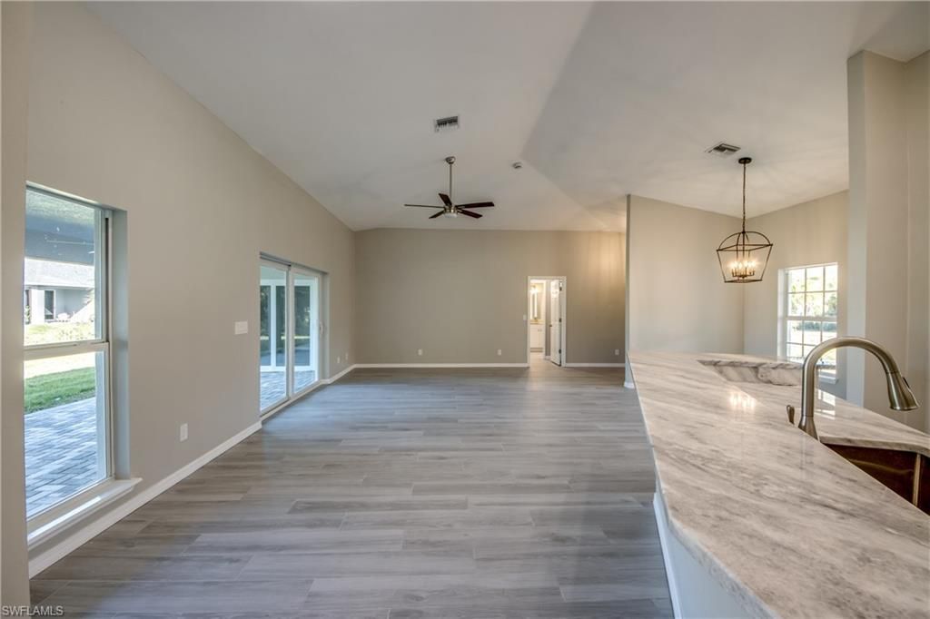 6031 Lacota Ave, Fort Myers, FL 33905 Photo