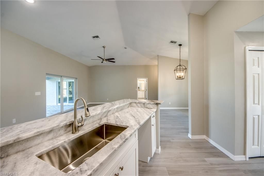 6031 Lacota Ave, Fort Myers, FL 33905 Photo