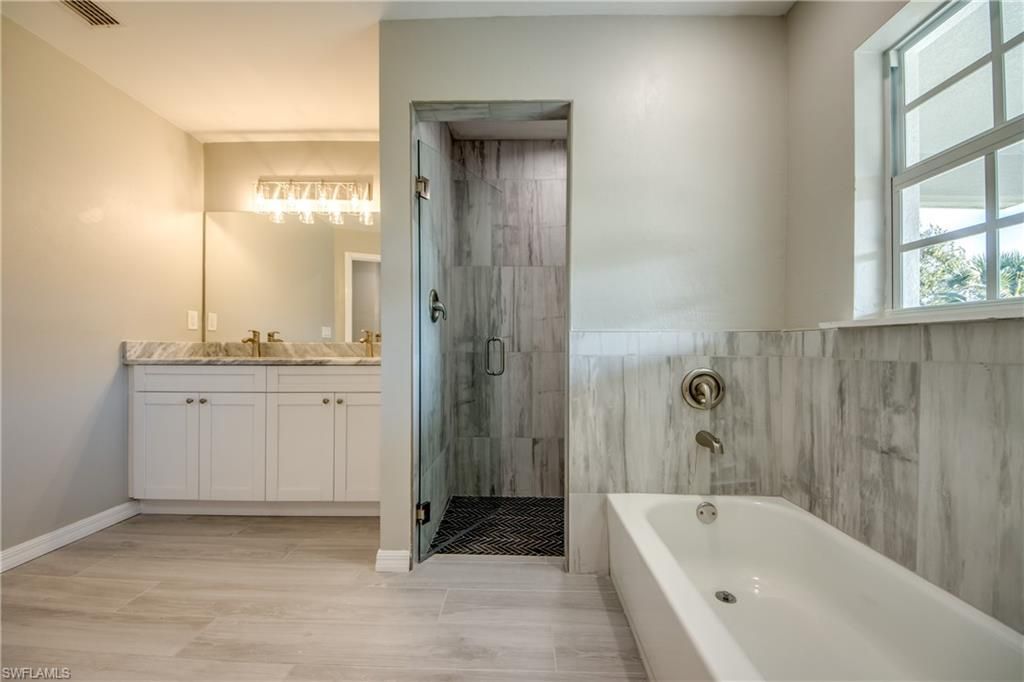 6031 Lacota Ave, Fort Myers, FL 33905 Photo