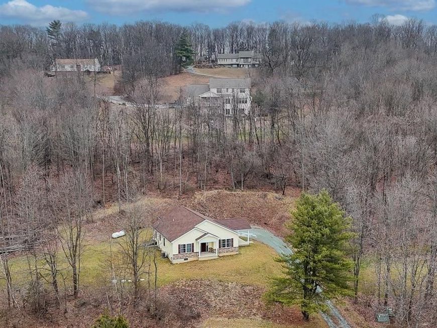 2021 Evergreen Drive, Tamaqua, PA 18252 Main Photo