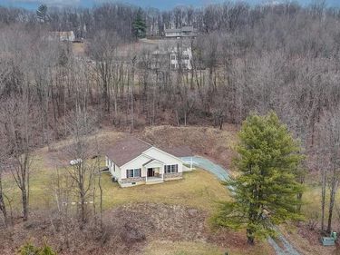2021 EVERGREEN DRIVE, TAMAQUA, PA 18252
