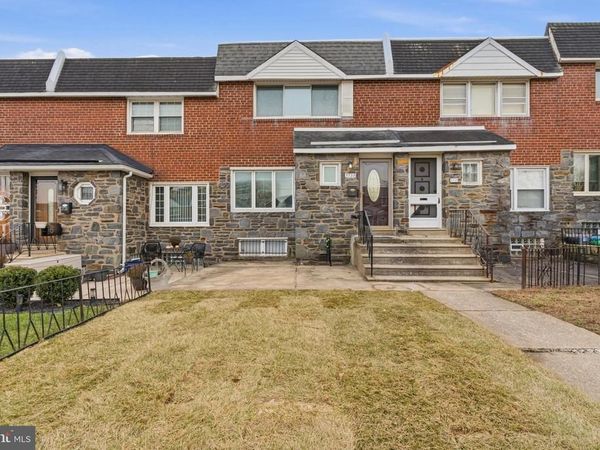 3728 W COUNTRY CLUB ROAD, PHILADELPHIA, PA 19131