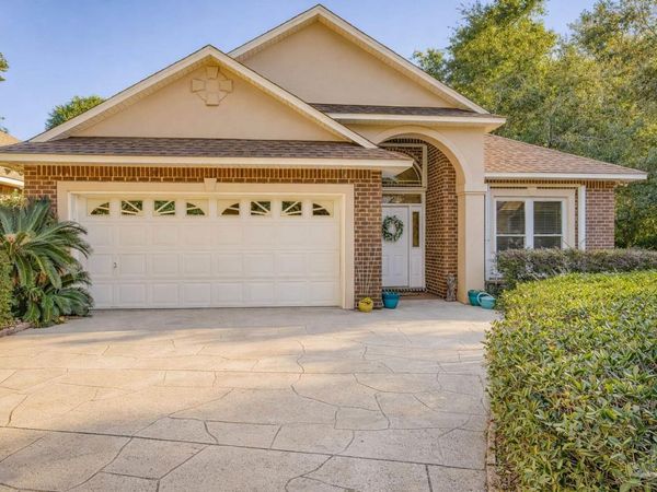 9925 Rail Cir, Pensacola, FL 32507