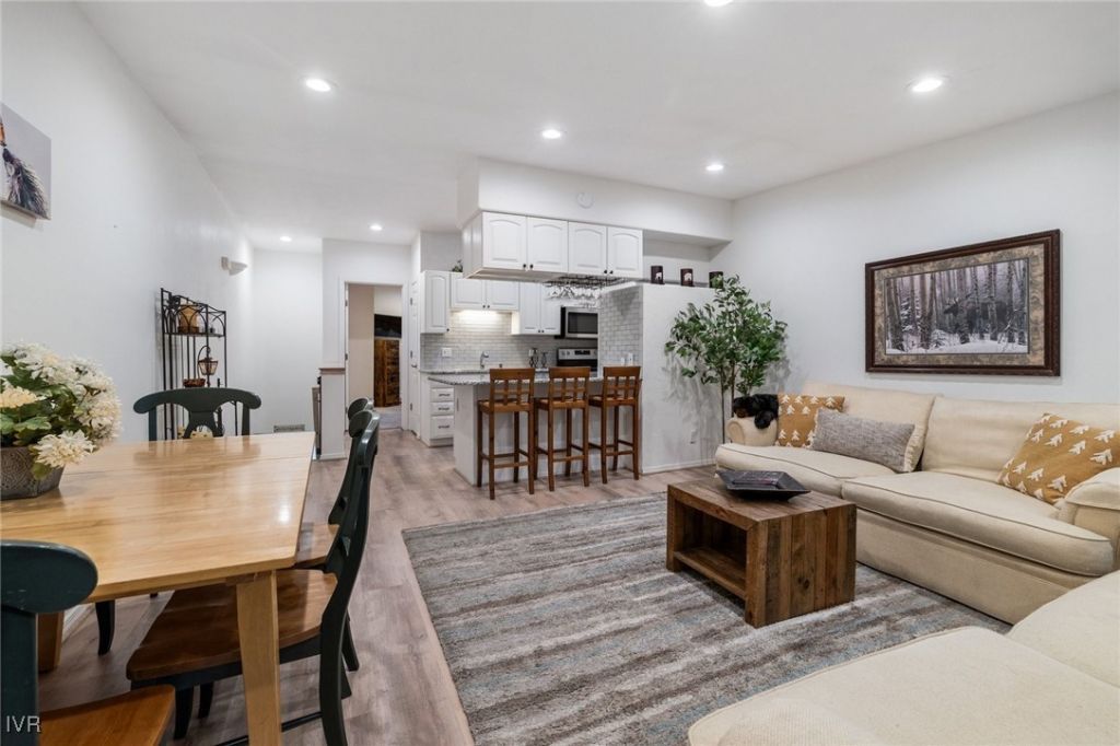 825 Southwood Boulevard, Unit 18, Incline Village, NV 89451 Photo