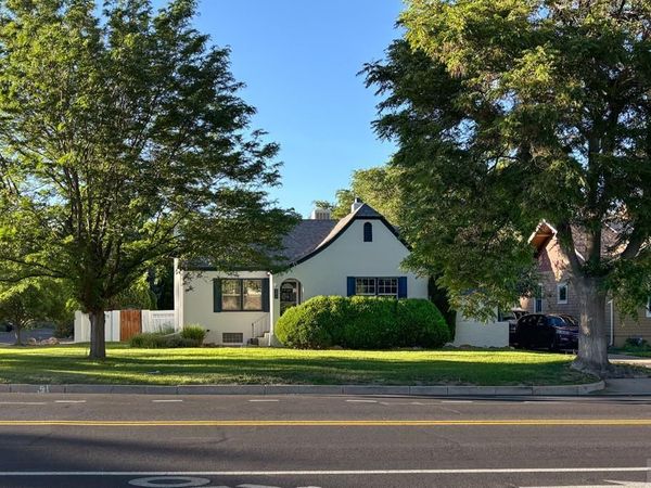 241 Goodnight Ave, Pueblo, CO 81004