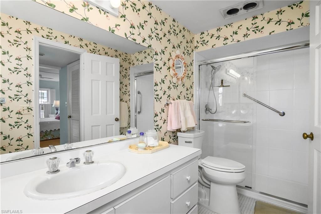 2701 Gulf Shore Blvd N, Unit 5, Naples, Fl 34103 Photo