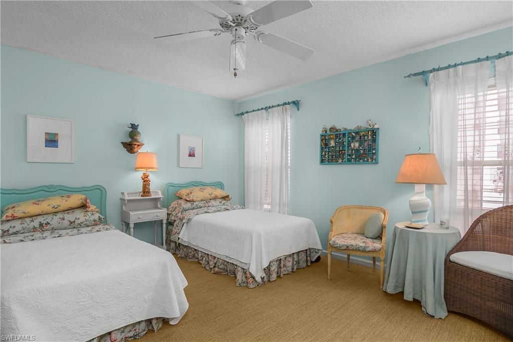 2701 Gulf Shore Blvd N, Unit 5, Naples, Fl 34103 Photo