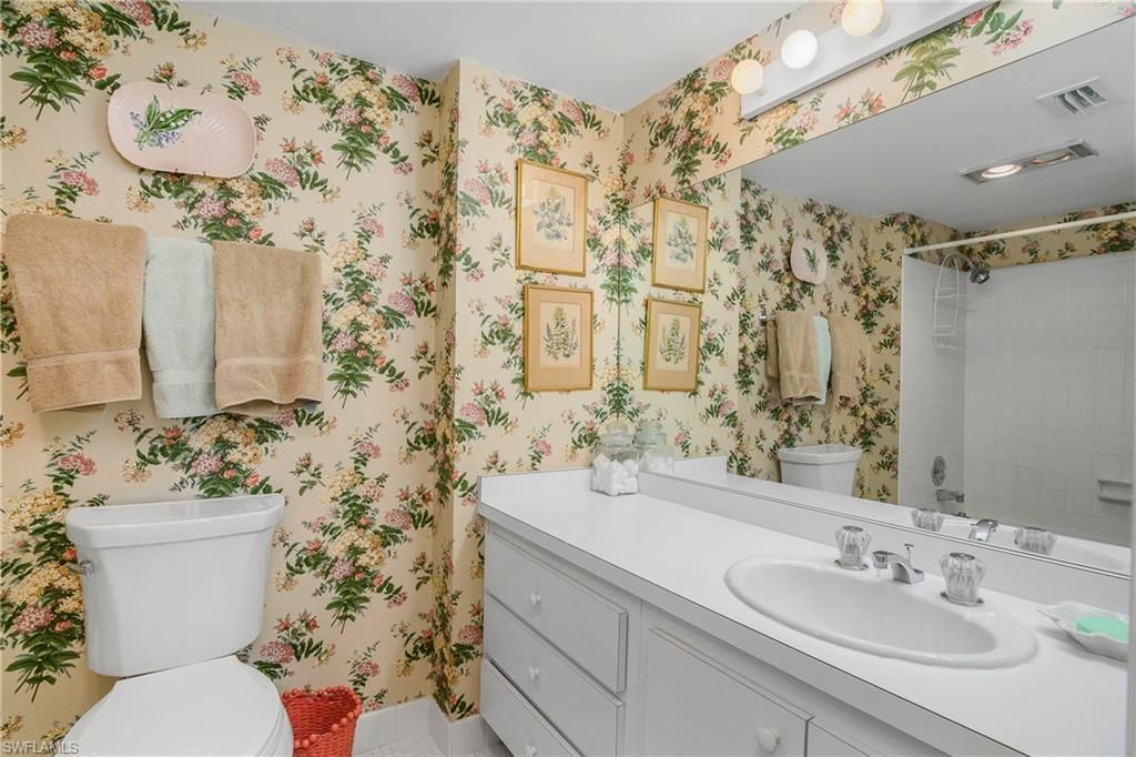 2701 Gulf Shore Blvd N, Unit 5, Naples, Fl 34103 Photo