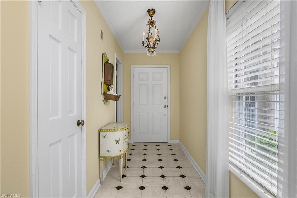 2701 Gulf Shore Blvd N, Unit 5, Naples, Fl 34103 Photo