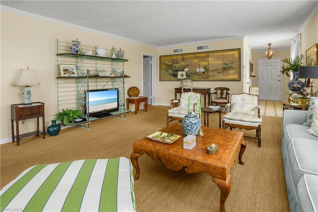 2701 Gulf Shore Blvd N, Unit 5, Naples, Fl 34103 Photo