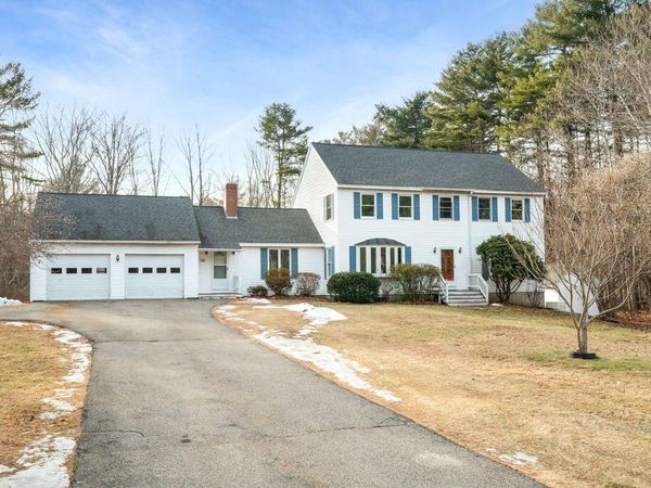32 Bluestone Lane, York, ME 03909
