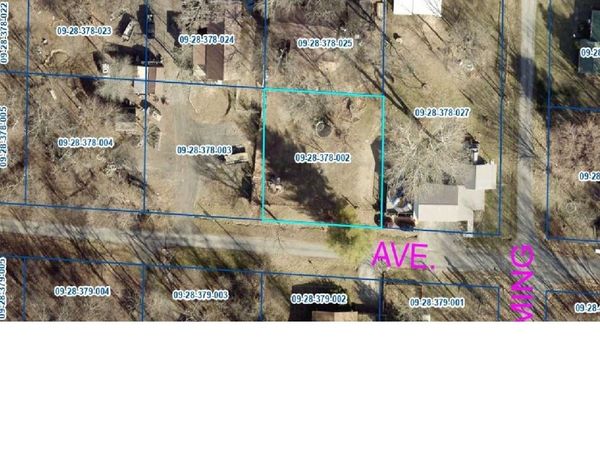 1 Robley Avenue, Makanda, IL 62958