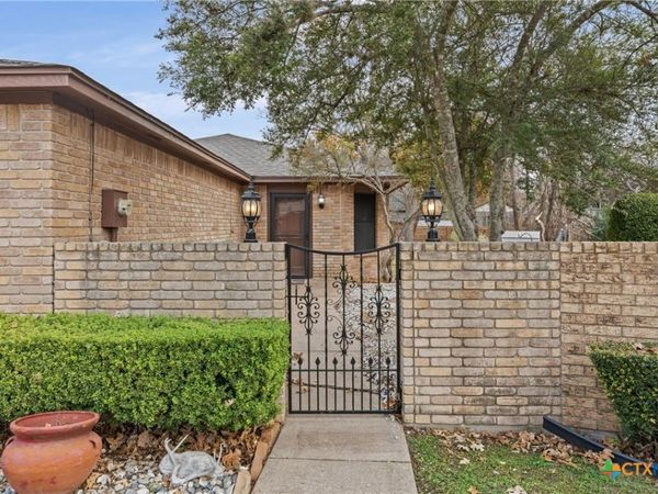 3923 River Oaks Circle, Temple, TX 76504