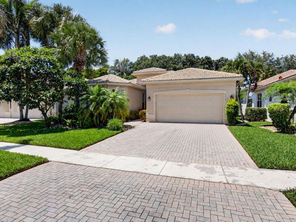 6959 Imperial Beach Circle, Delray Beach, FL 33446
