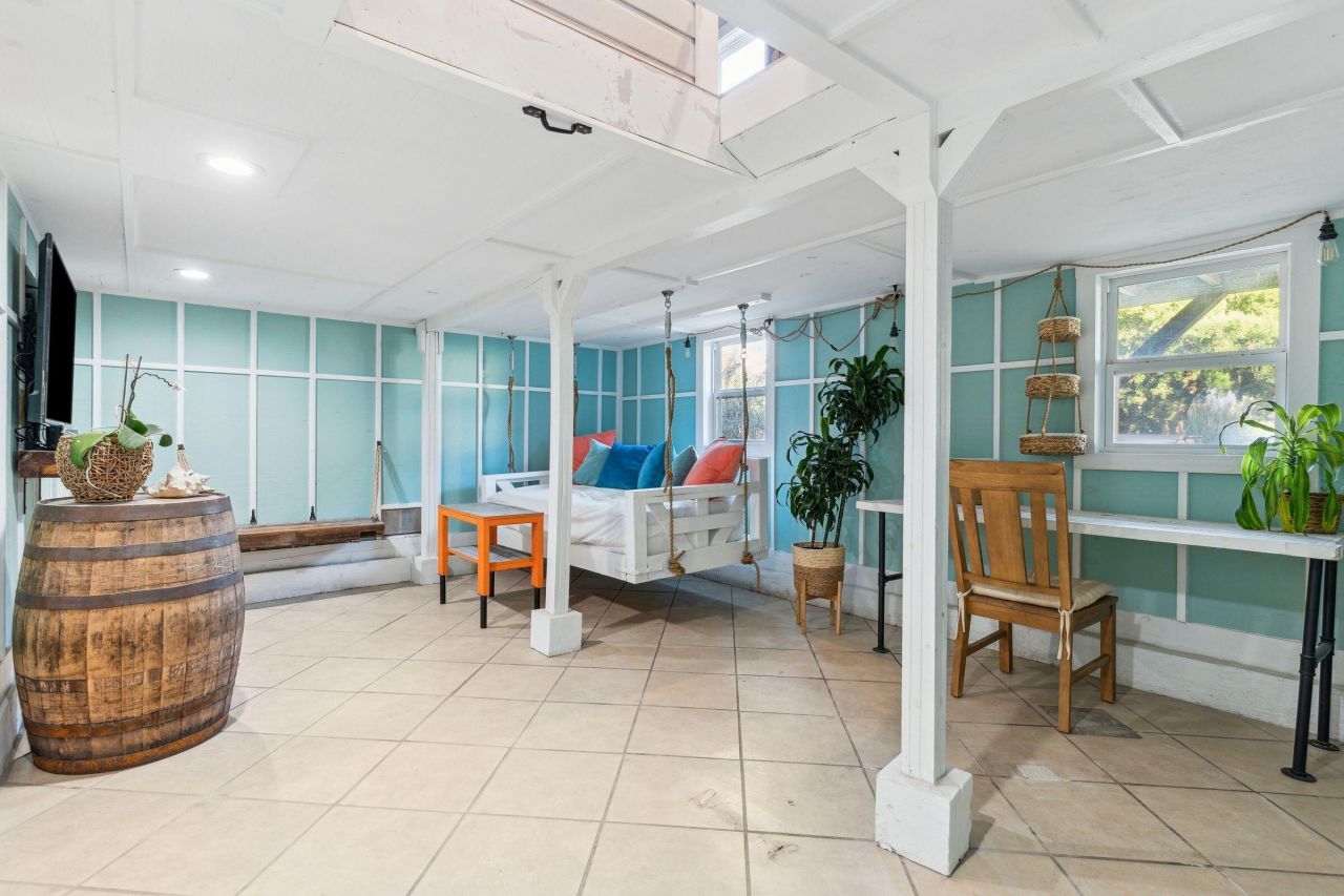 213 E Cooper Avenue Photo 27