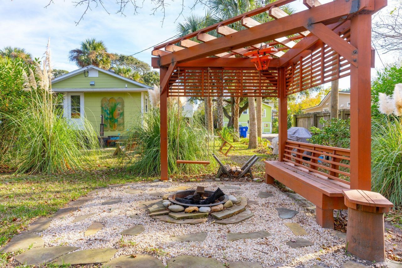 213 E Cooper Avenue Photo 32